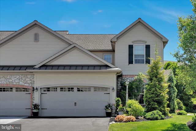 818 BRIAR EDGE CT, Lebanon, PA 17046