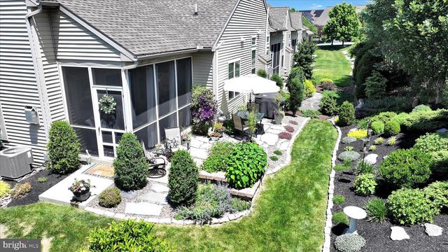 818 BRIAR EDGE CT, Lebanon, PA 17046