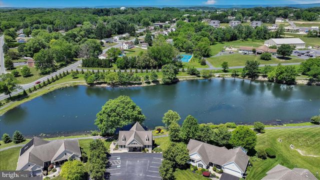 818 BRIAR EDGE CT, Lebanon, PA 17046