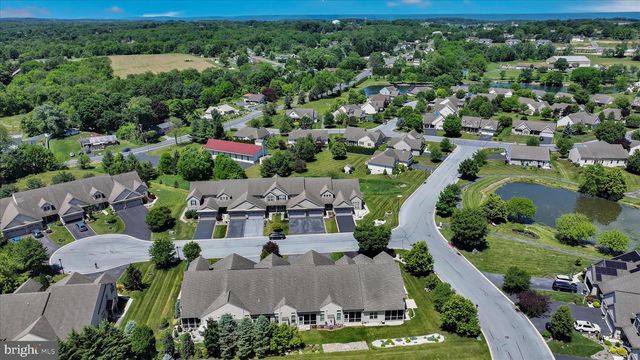 818 BRIAR EDGE CT, Lebanon, PA 17046