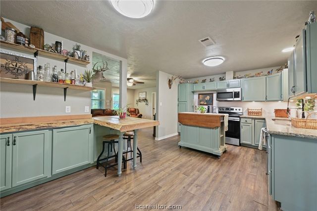 14657 County Road 229, Bedias, TX 77831