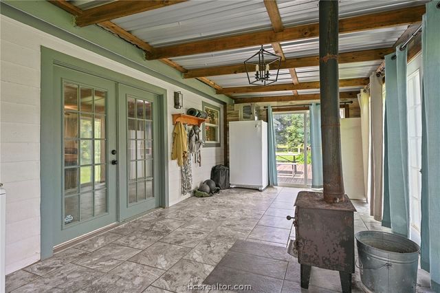 14657 County Road 229, Bedias, TX 77831