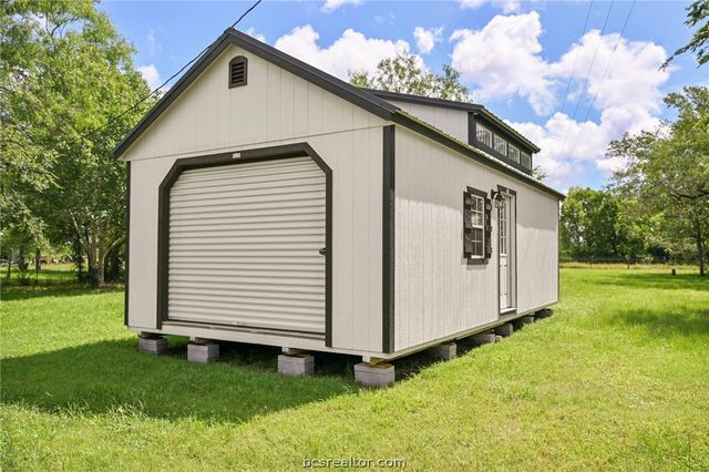 14657 County Road 229, Bedias, TX 77831