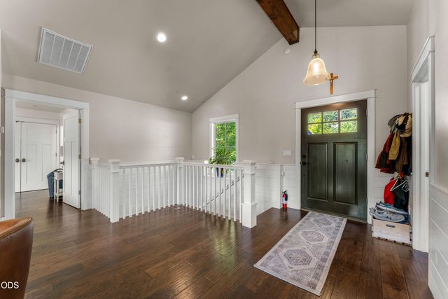 10999 N Applegate Road, Grants Pass, OR 97527