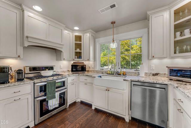 10999 N Applegate Road, Grants Pass, OR 97527