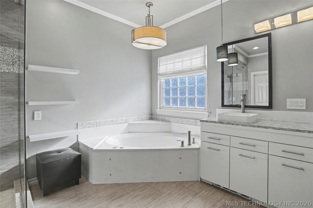 8320 S 257th East Avenue, Broken Arrow, OK 74014