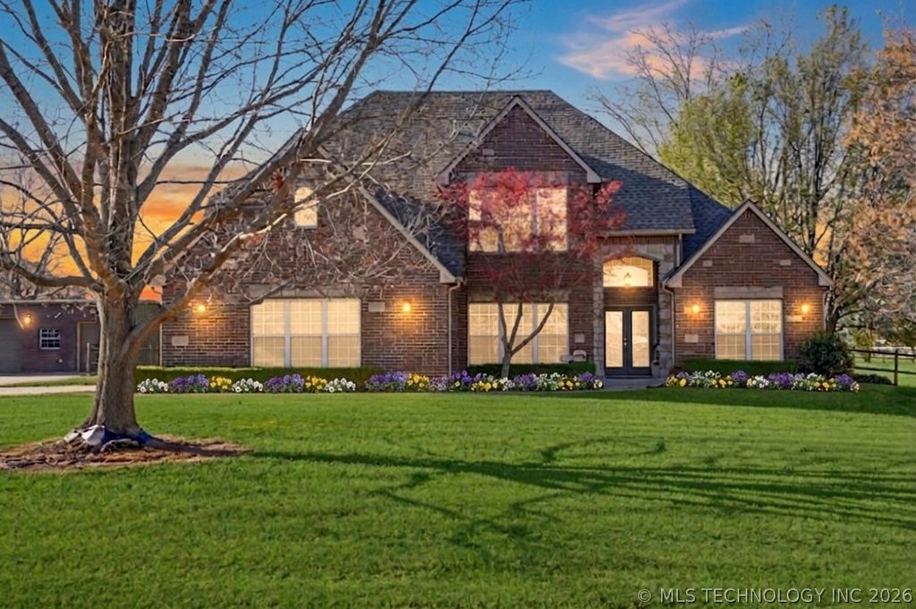 8320 S 257th East Avenue, Broken Arrow, OK 74014