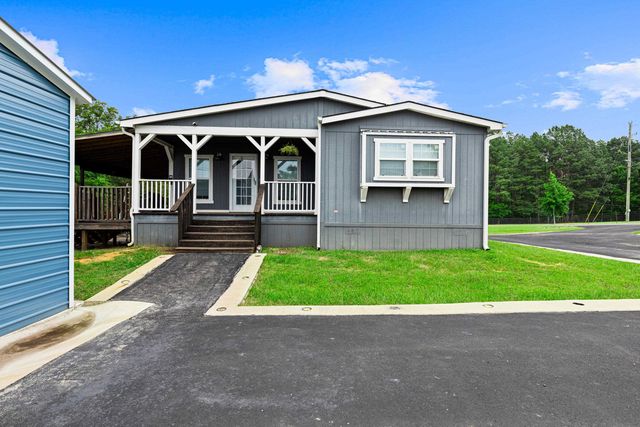 305 Oakwood Rd, Gladewater, TX 75647