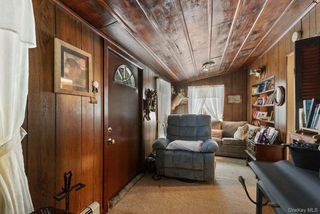 37 Barrett Hill Road, Carmel, NY 10512