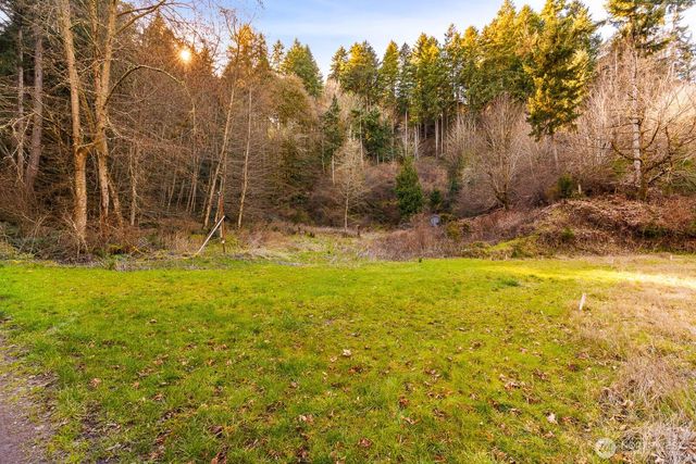 290 125th Place SW, Vashon, WA 98070