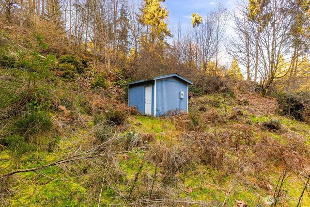 290 125th Place SW, Vashon, WA 98070