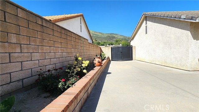 5740 Valerie, San Bernardino, CA 92407
