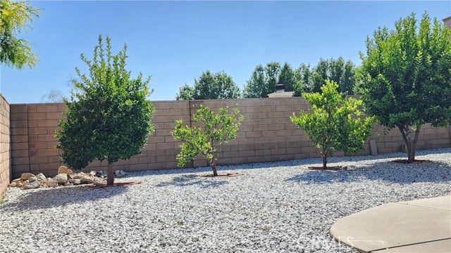 5740 Valerie, San Bernardino, CA 92407