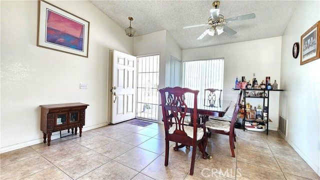 5740 Valerie, San Bernardino, CA 92407
