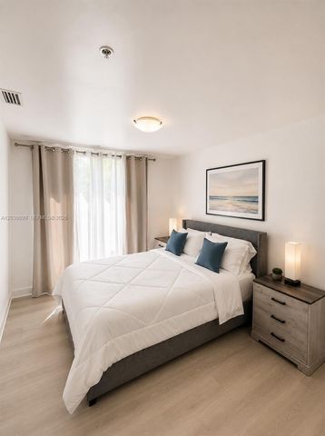 945 Michigan Ave 5, Miami Beach, FL 33139