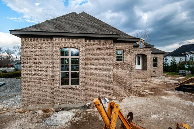 1327 Mallard Dr, Spring Hill, TN 37174