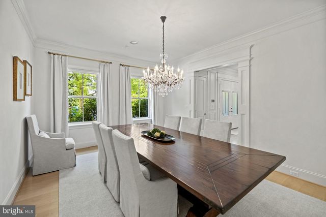 4410 MEADOW RD NW, Washington, DC 20007