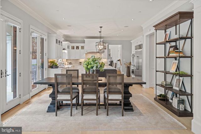 4410 MEADOW RD NW, Washington, DC 20007