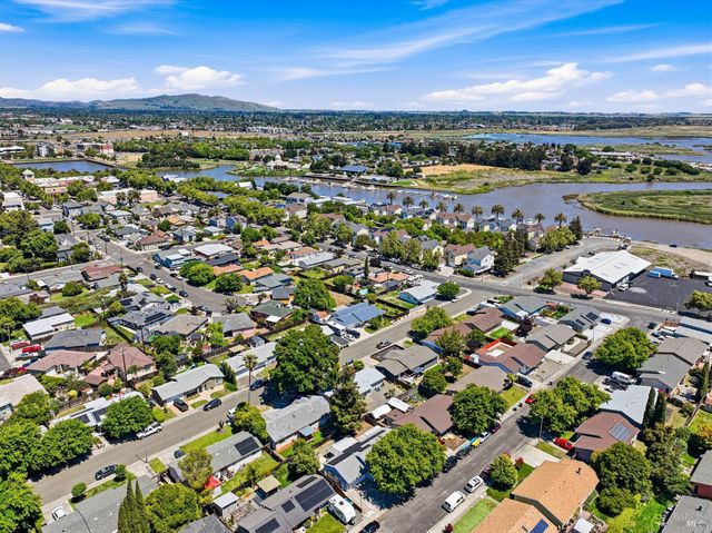 220 Long St, Suisun City, CA 94585