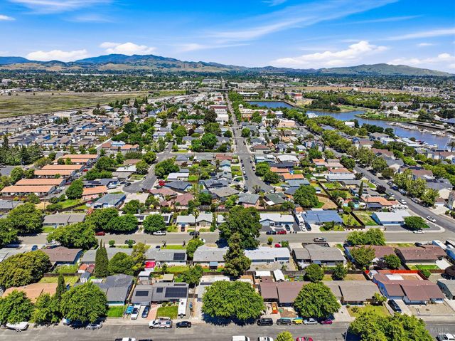 220 Long St, Suisun City, CA 94585