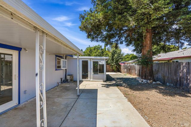 220 Long St, Suisun City, CA 94585