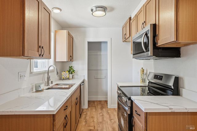 220 Long St, Suisun City, CA 94585