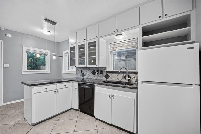 1758 Hawthorne Street 1, Houston, TX 77098