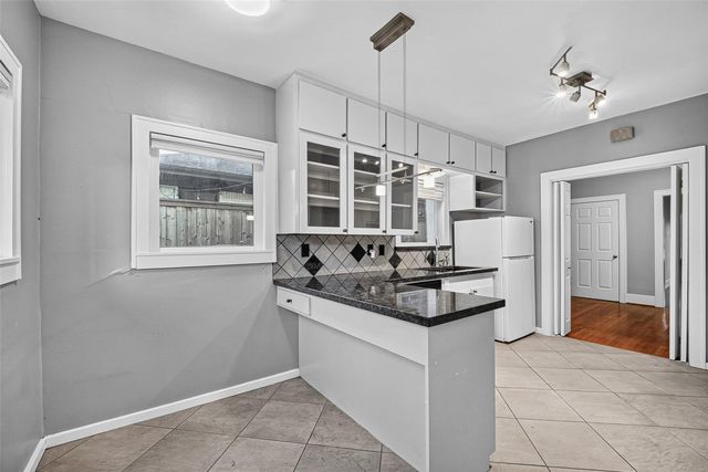 1758 Hawthorne Street 1, Houston, TX 77098