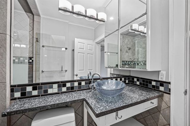 1758 Hawthorne Street 1, Houston, TX 77098