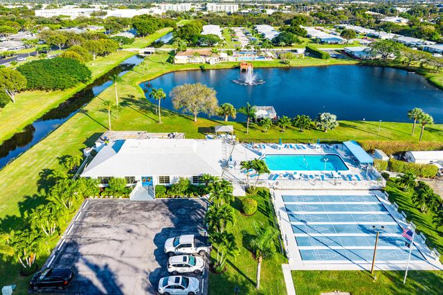 175 High Point Terrace E D, Delray Beach, FL 33445