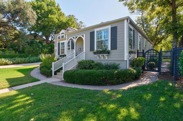 1901 Travis Heights BLVD, Austin, TX 78704