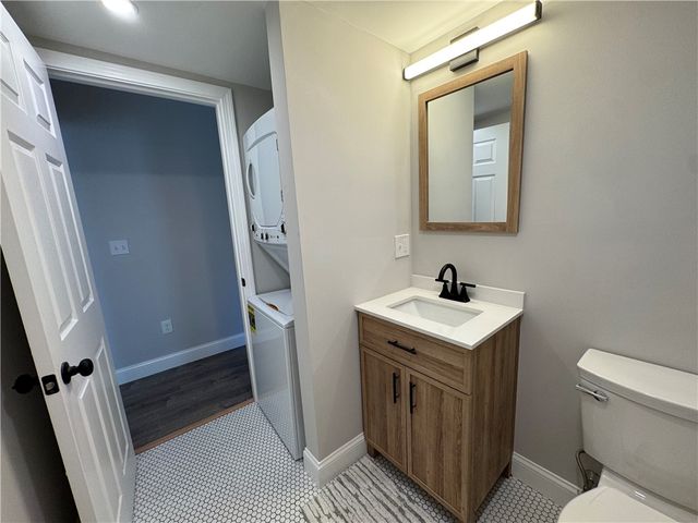350 Main Street 2, Warren, RI 02885