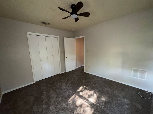 304 Mcbride Street, Lone Oak, TX 75453