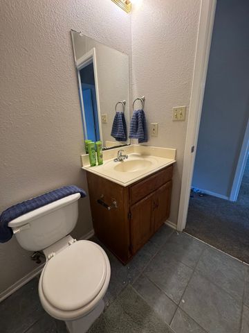 304 Mcbride Street, Lone Oak, TX 75453
