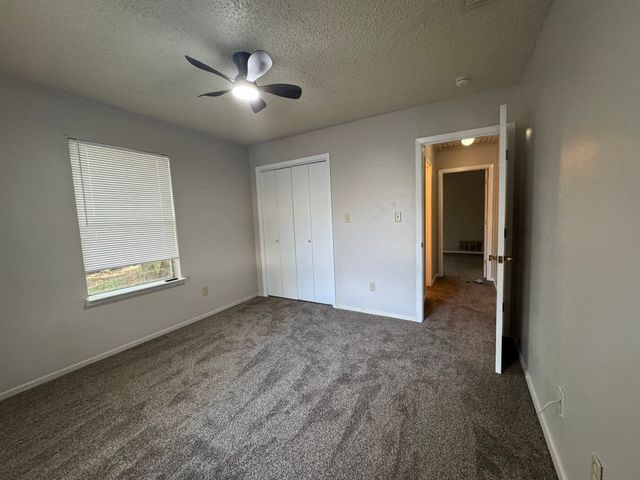 304 Mcbride Street, Lone Oak, TX 75453