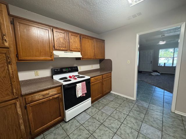 304 Mcbride Street, Lone Oak, TX 75453