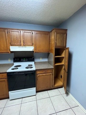 304 Mcbride Street, Lone Oak, TX 75453