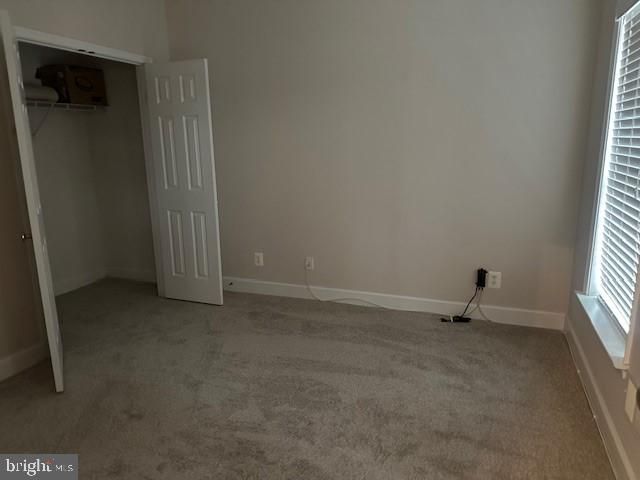 2463 HUNTINGTON PARK DR, Alexandria, VA 22303