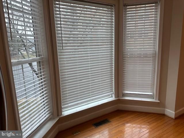 2463 HUNTINGTON PARK DR, Alexandria, VA 22303