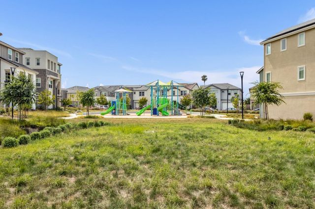 2166 Pastoral Loop, San Jose, CA 95122