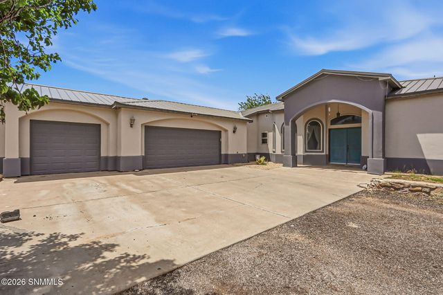 191 Eventing Court, Las Cruces, NM 88007