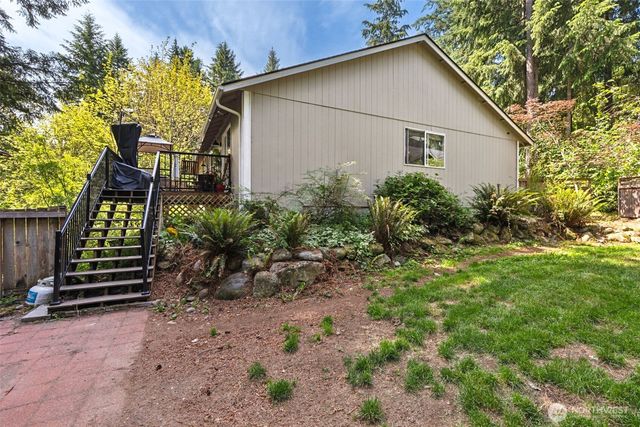 22521 Crown Circle SE, Yelm, WA 98597
