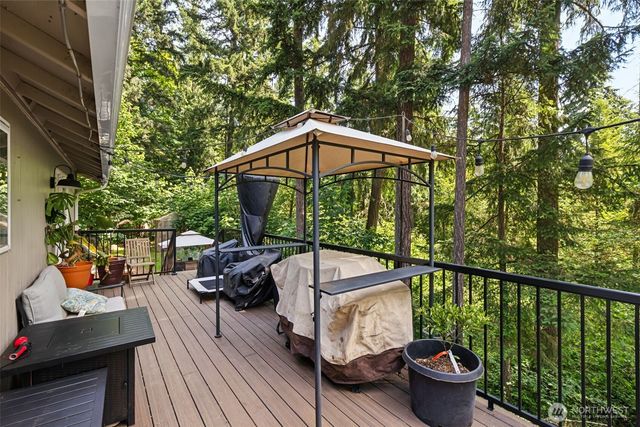 22521 Crown Circle SE, Yelm, WA 98597
