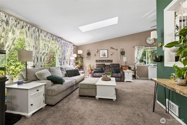22521 Crown Circle SE, Yelm, WA 98597