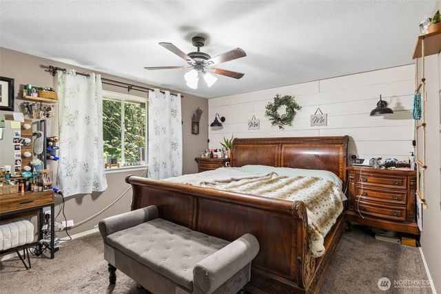 22521 Crown Circle SE, Yelm, WA 98597