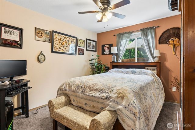 22521 Crown Circle SE, Yelm, WA 98597