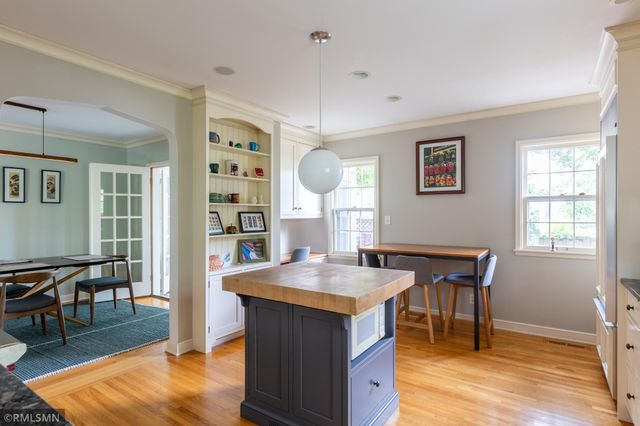 581 Montrose Lane, Saint Paul, MN 55116
