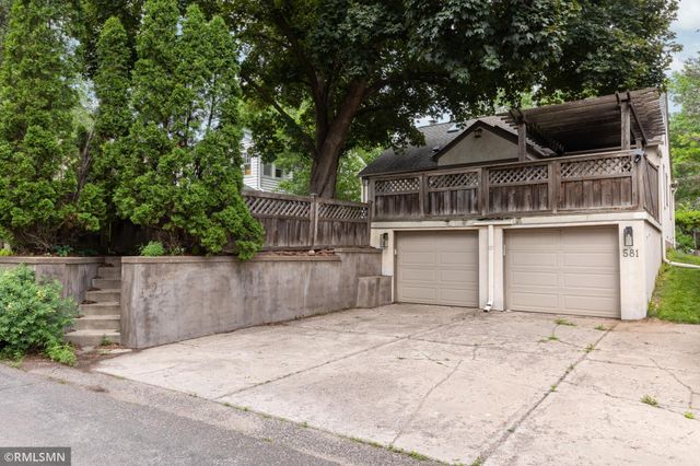 581 Montrose Lane, Saint Paul, MN 55116