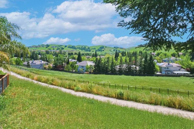 54 Antelope Court, Danville, CA 94506