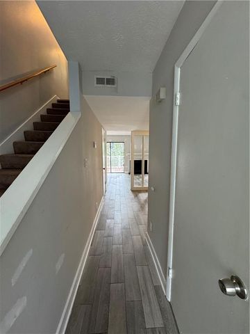 2912 Torreya Way SE, Marietta, GA 30067